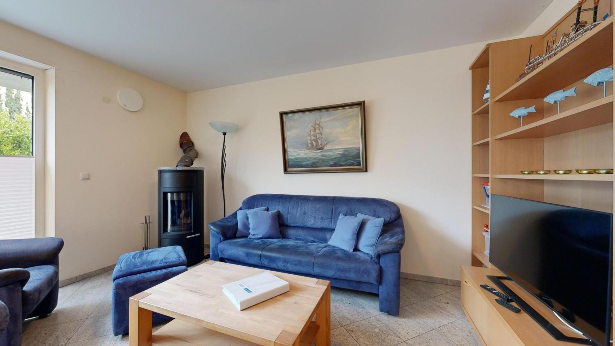 Strandnahes Ferienhaus Mit Terrasse, Strandamsel, ビンツ エクステリア 写真